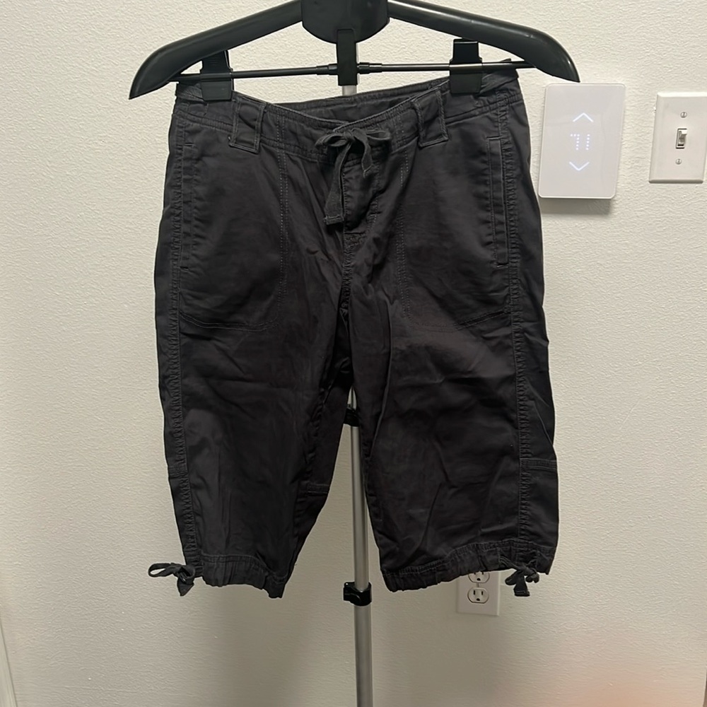 North Face capri hiking pants. Grey, size 2.
